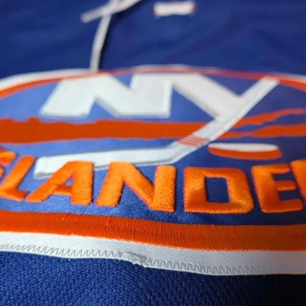 New York Islanders Authentic Adidas Mens Medium (50) NHL Team Jersey